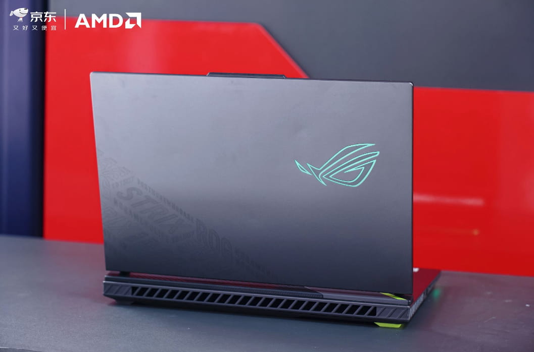 AMD携京东、华硕点燃成都电竞热潮  “AMD京东电竞嘉年华”成都站精彩开启
